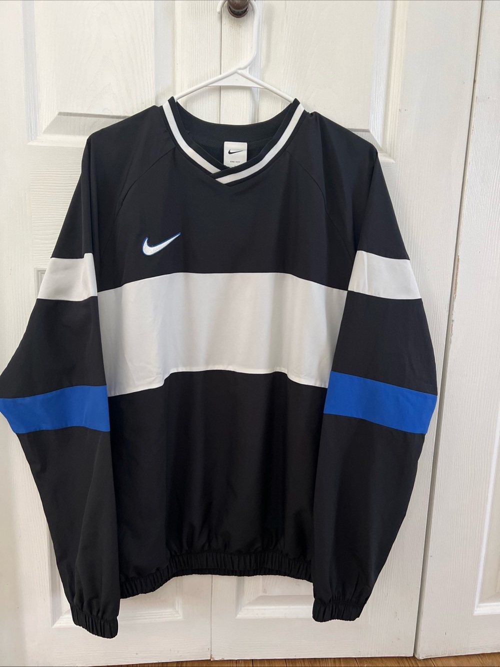 Nike Black White and Blue vintage Men's Pullover Jersey